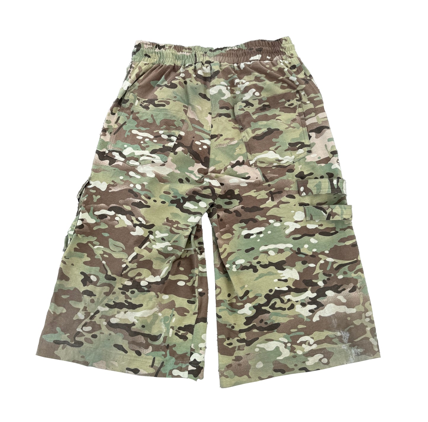 “NITER” FLARED SHORTS - CAMO