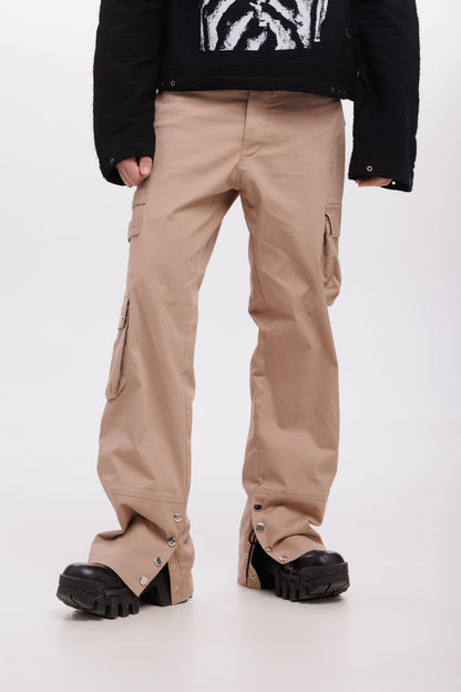 “FLUIDEK” FLARED CARGO KOMBAT PANTS (Dark beige)